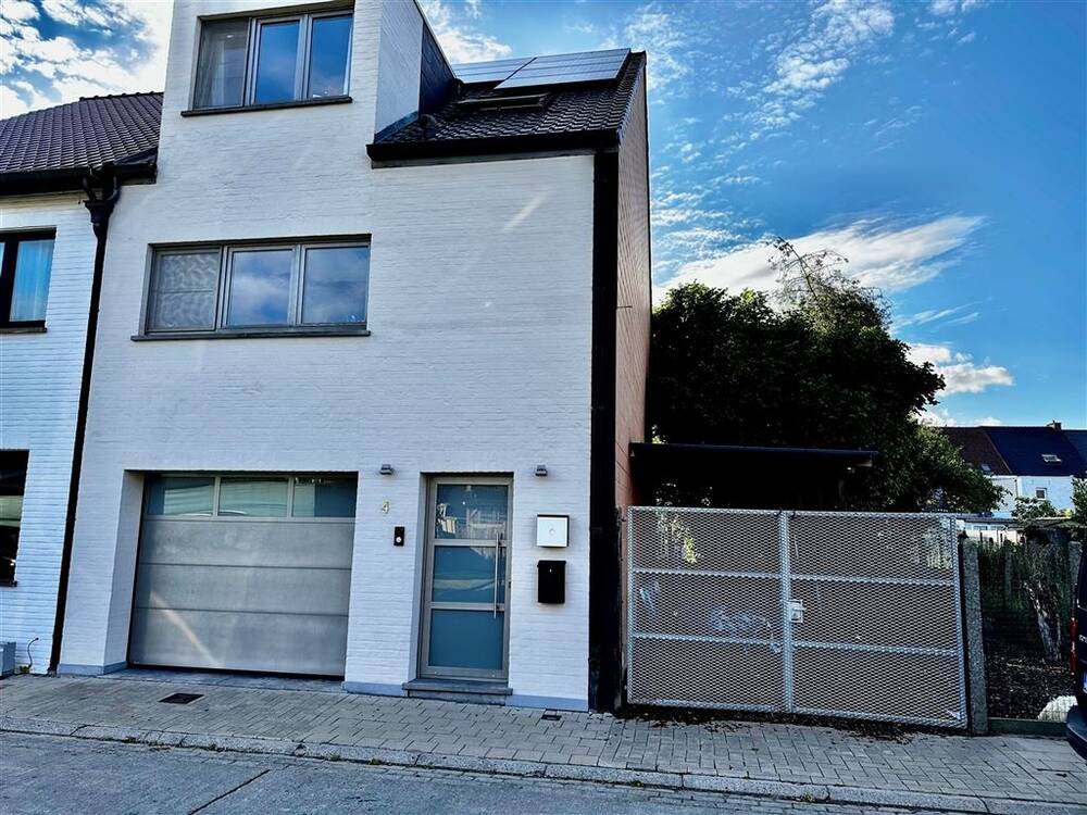 Huis te huur in Oudenaarde 9700 1150.00€ 2 slaapkamers 211.00m² - Zoekertje 490315