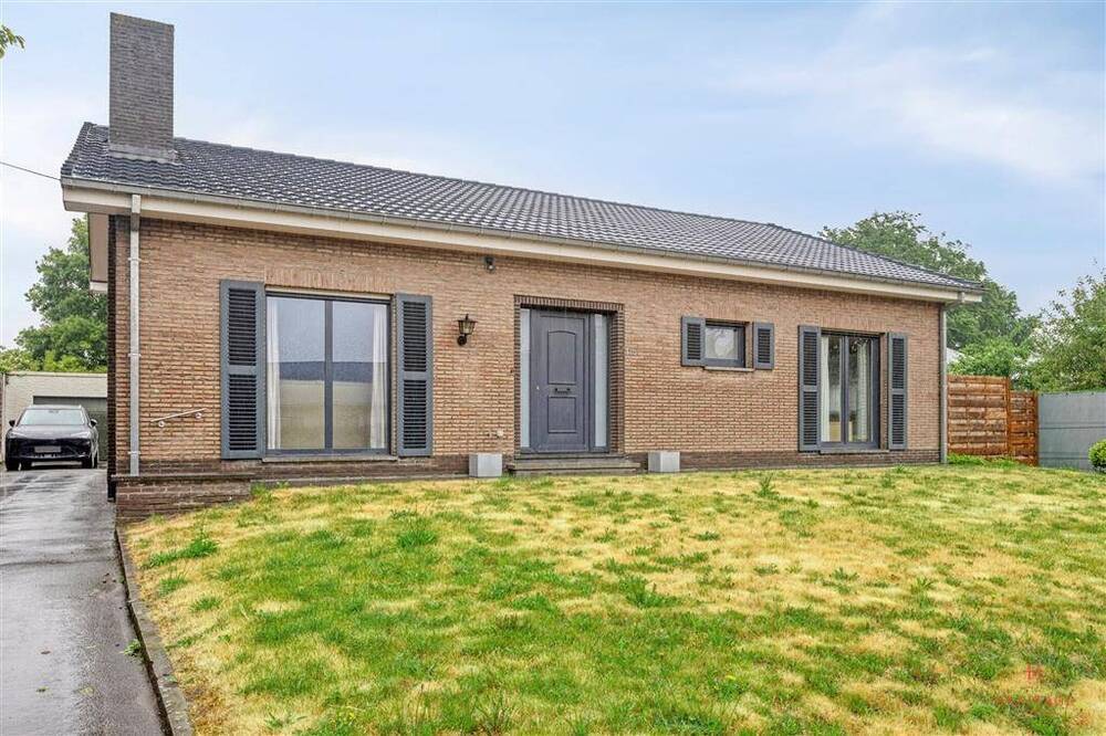 Huis te koop in Lovendegem 9920 479000.00€ 3 slaapkamers 223.00m² - Zoekertje 491179