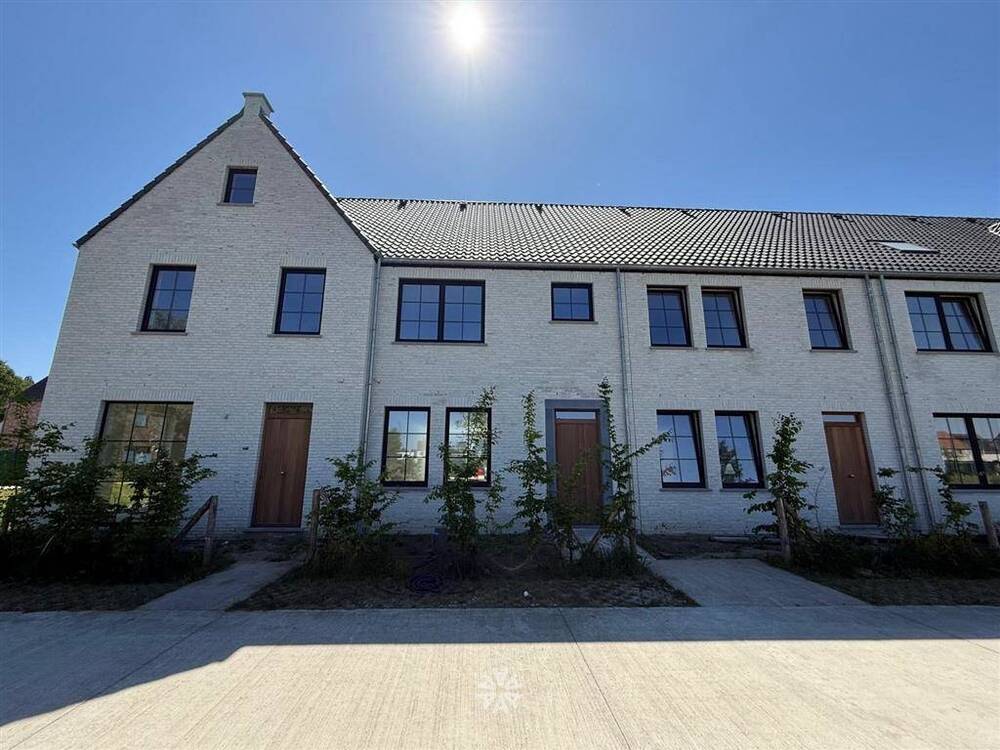 Huis te huur in Oostakker 9041 1320.00€ 3 slaapkamers 140.00m² - Zoekertje 491701