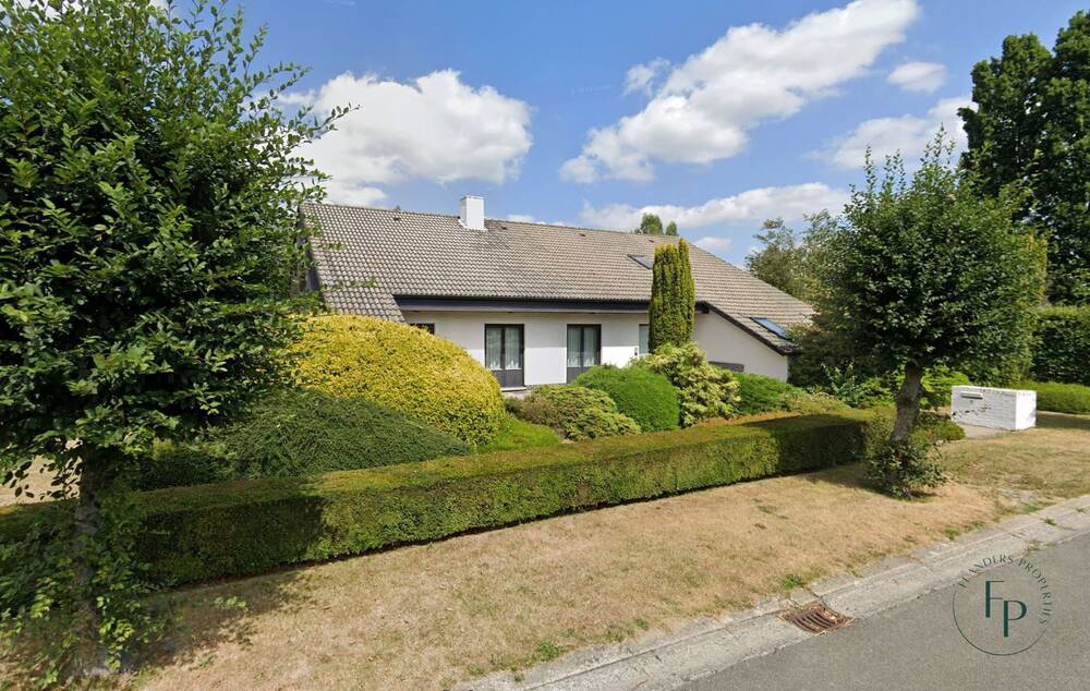 Huis te koop in Maldegem 9990 495000.00€ 6 slaapkamers 357.00m² - Zoekertje 491163