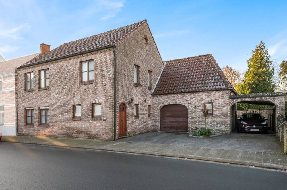 Huis te  koop in Zele 9240 399000.00€ 4 slaapkamers 193.00m² - Zoekertje 490799