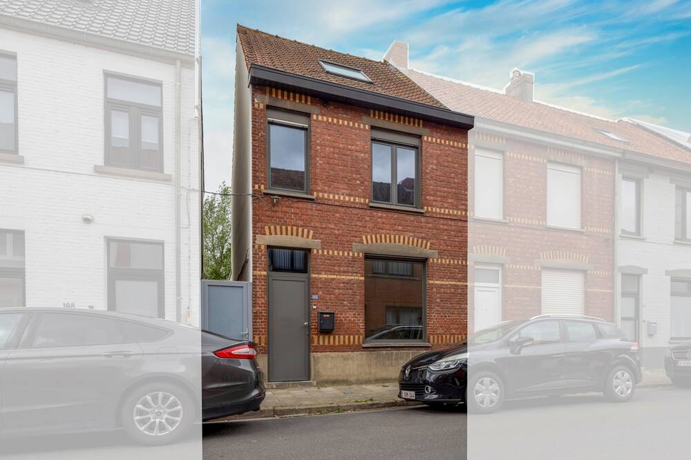 Huis te  koop in Eeklo 9900 329000.00€ 4 slaapkamers 127.00m² - Zoekertje 490637