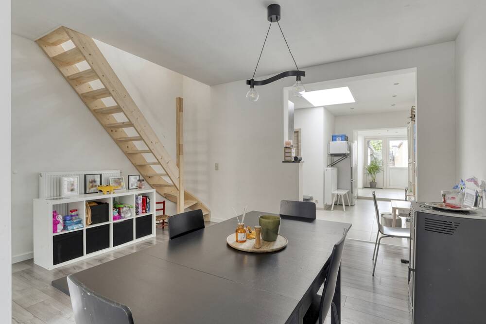 Huis te  koop in Zele 9240 329000.00€ 3 slaapkamers 148.00m² - Zoekertje 492838