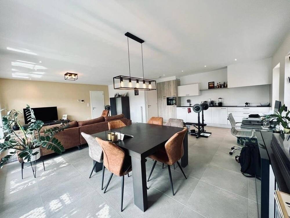 Appartement te  huur in Steendorp 9140 940.00€ 2 slaapkamers 102.00m² - Zoekertje 493470