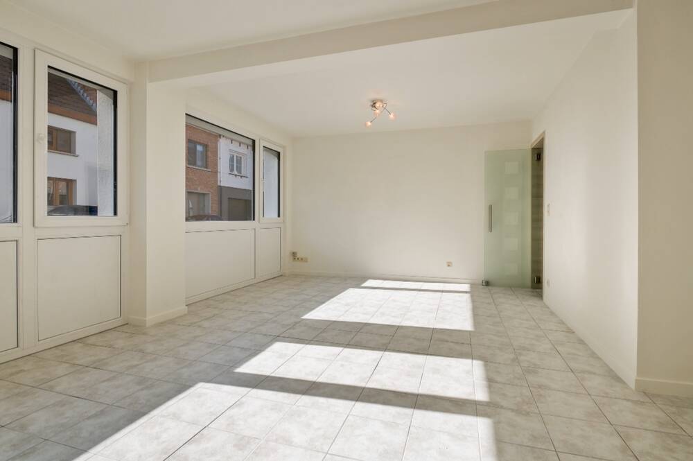 Appartement te koop in Appels 9200 168000.00€ 1 slaapkamers 70.00m² - Zoekertje 504194