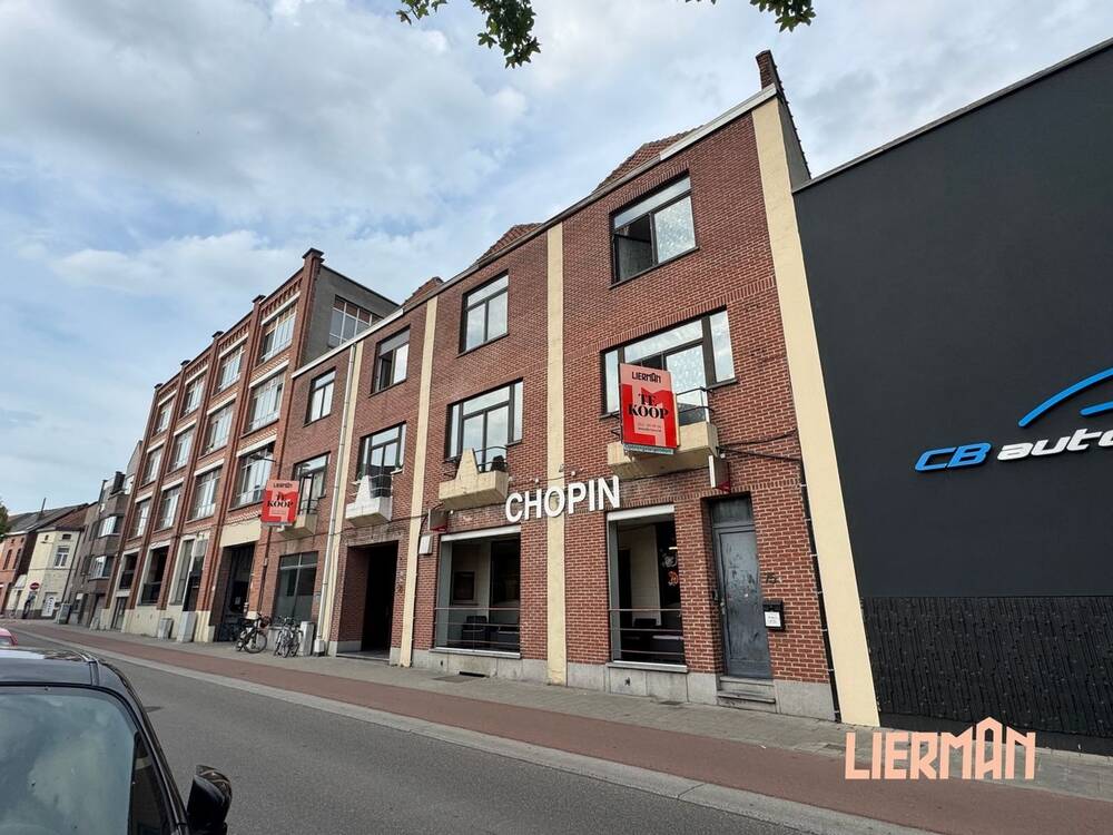 Appartement te koop in Aalst 9300 1750000.00€ 18 slaapkamers m² - Zoekertje 505217