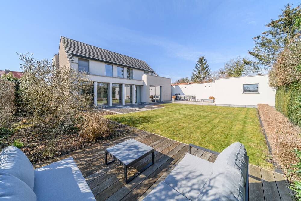 Huis te koop in Gijzegem 9308 825000.00€ 4 slaapkamers 373.00m² - Zoekertje 504381