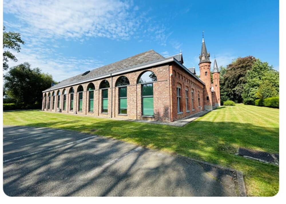 Handelszaak te huur in Merelbeke 9820 1110.00€ slaapkamers 30.00m² - Zoekertje 504634