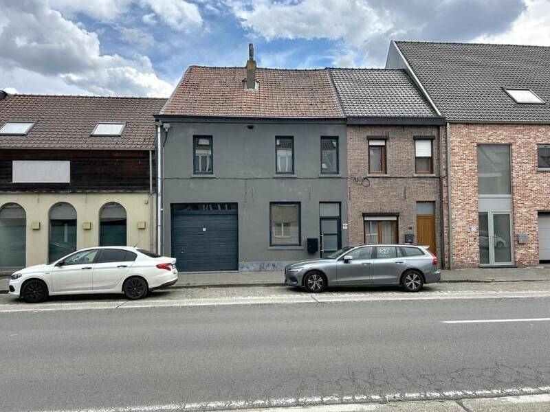 Huis te koop in Lokeren 9160 314000.00€ 3 slaapkamers 204.00m² - Zoekertje 504443