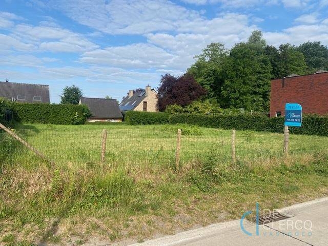 Grond te koop in Lochristi 9080 357000.00€ slaapkamers m² - Zoekertje 503979