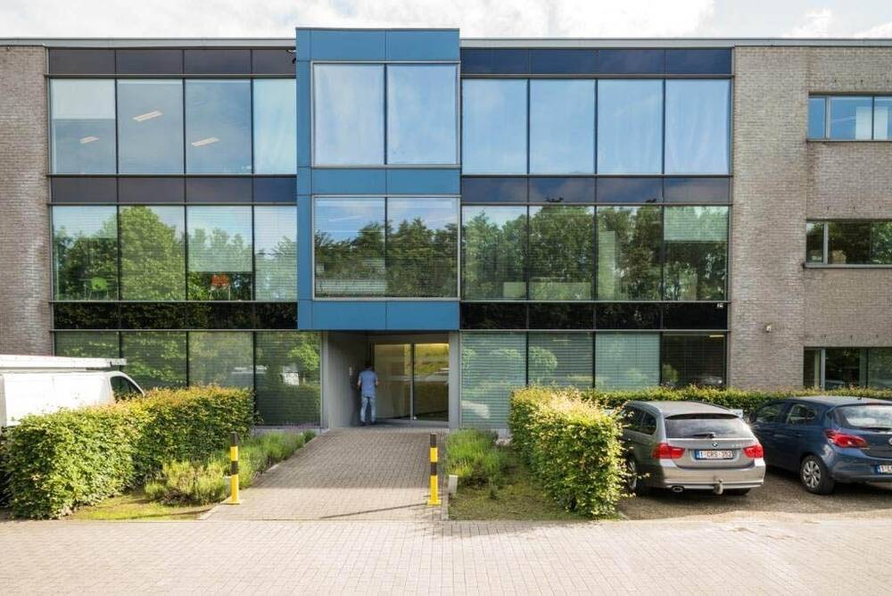 Handelszaak te huur in Melle 9090 12000.00€ slaapkamers 1200.00m² - Zoekertje 503011