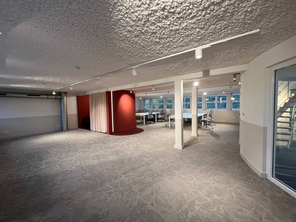Handelszaak te huur in Mariakerke 9030 2600.00€ slaapkamers 64.00m² - Zoekertje 503013