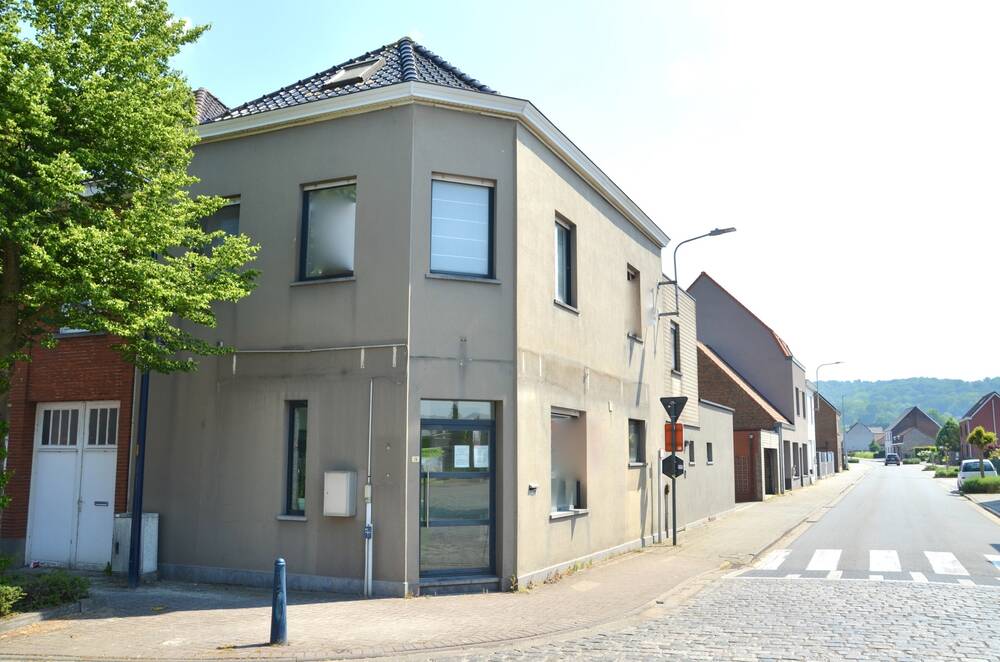 Huis te koop in Kluisbergen 9690 269000.00€ 4 slaapkamers 252.00m² - Zoekertje 503953