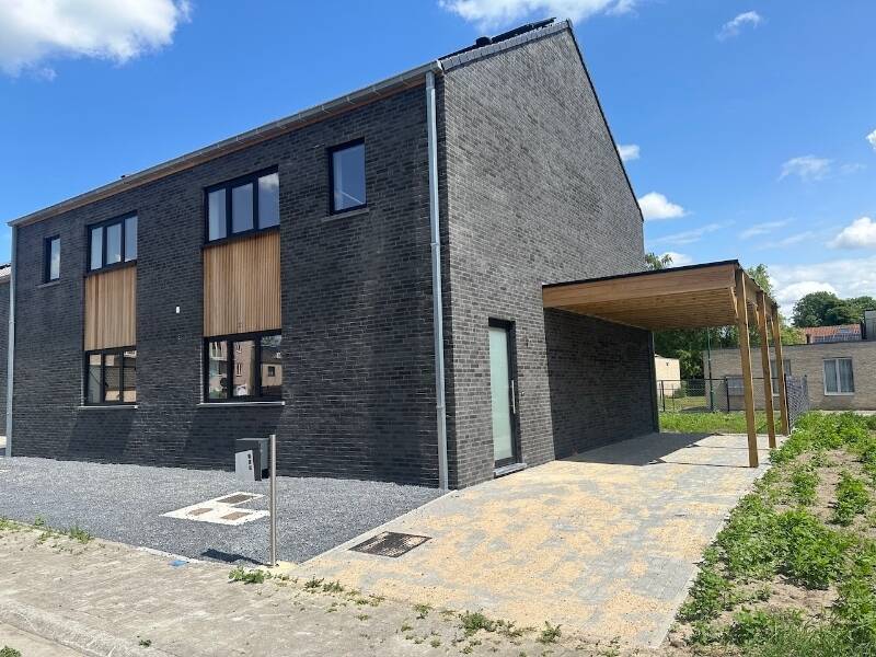 Huis te huur in Kaprijke 9970 1300.00€ 3 slaapkamers 120.00m² - Zoekertje 503055