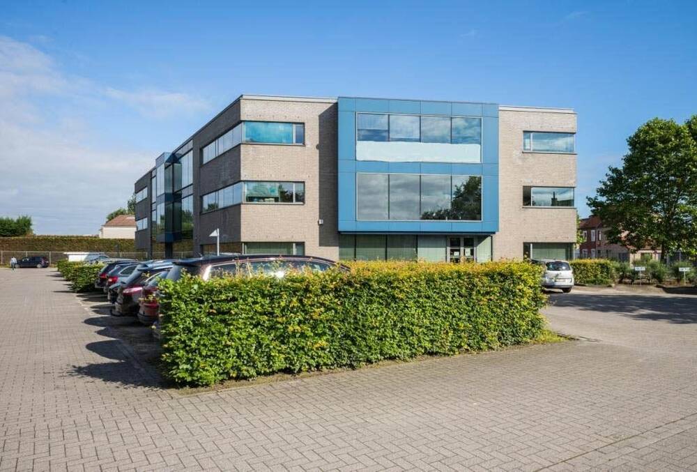 Handelszaak te huur in Melle 9090 5700.00€ slaapkamers m² - Zoekertje 503009