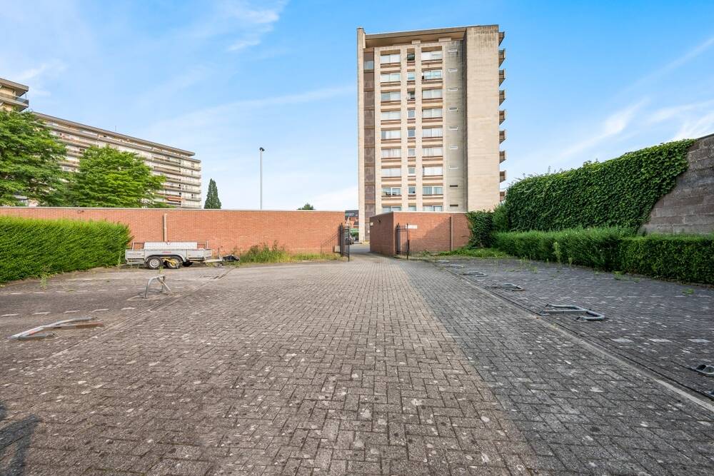 Parking & garage te  koop in Dendermonde 9200 12500.00€  slaapkamers m² - Zoekertje 502806