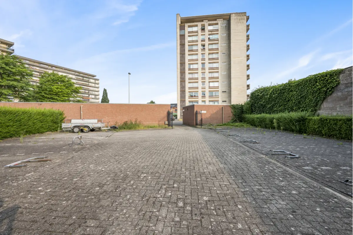 Parking te  koop in Dendermonde 9200 12500.00€  slaapkamers m² - Zoekertje 502806