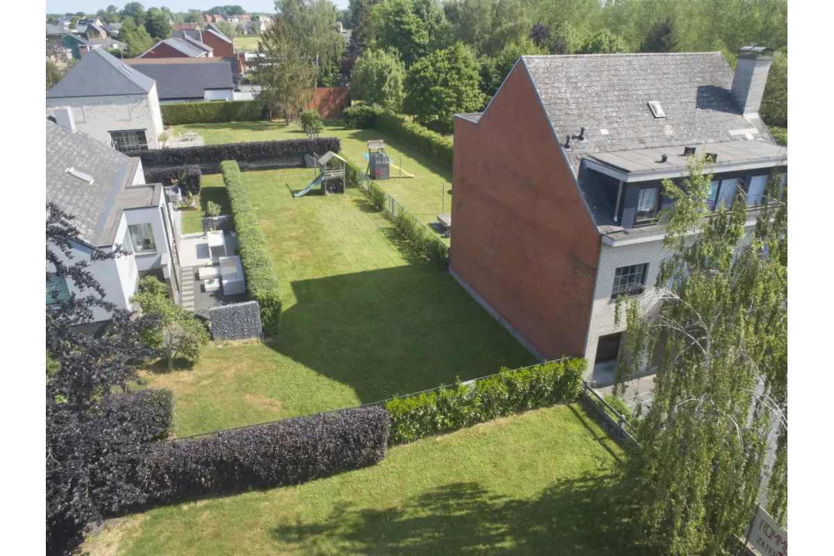 Grond te  koop in Lebbeke 9280 195000.00€  slaapkamers m² - Zoekertje 502808