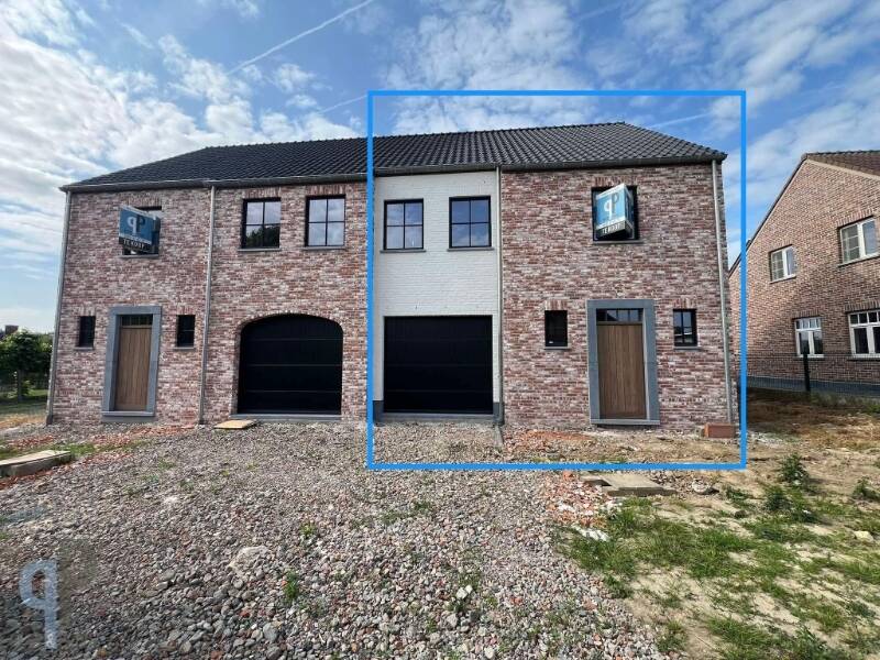 Huis te koop in Zwalm 9630 466500.00€ 4 slaapkamers 193.00m² - Zoekertje 502140
