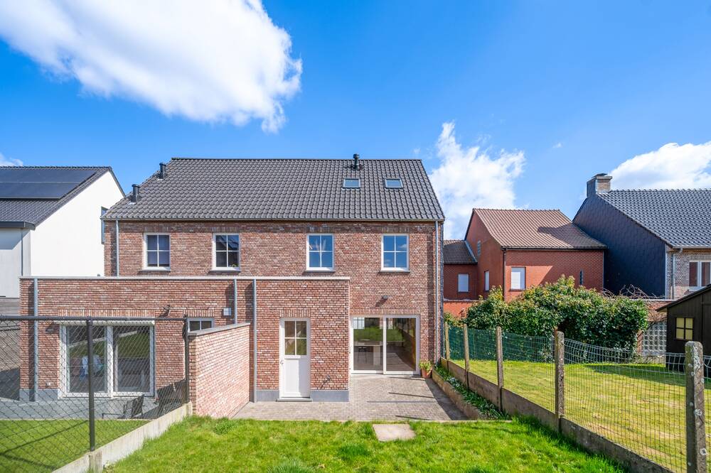 Huis te koop in Borsbeke 9552 410000.00€ 4 slaapkamers 177.00m² - Zoekertje 536450