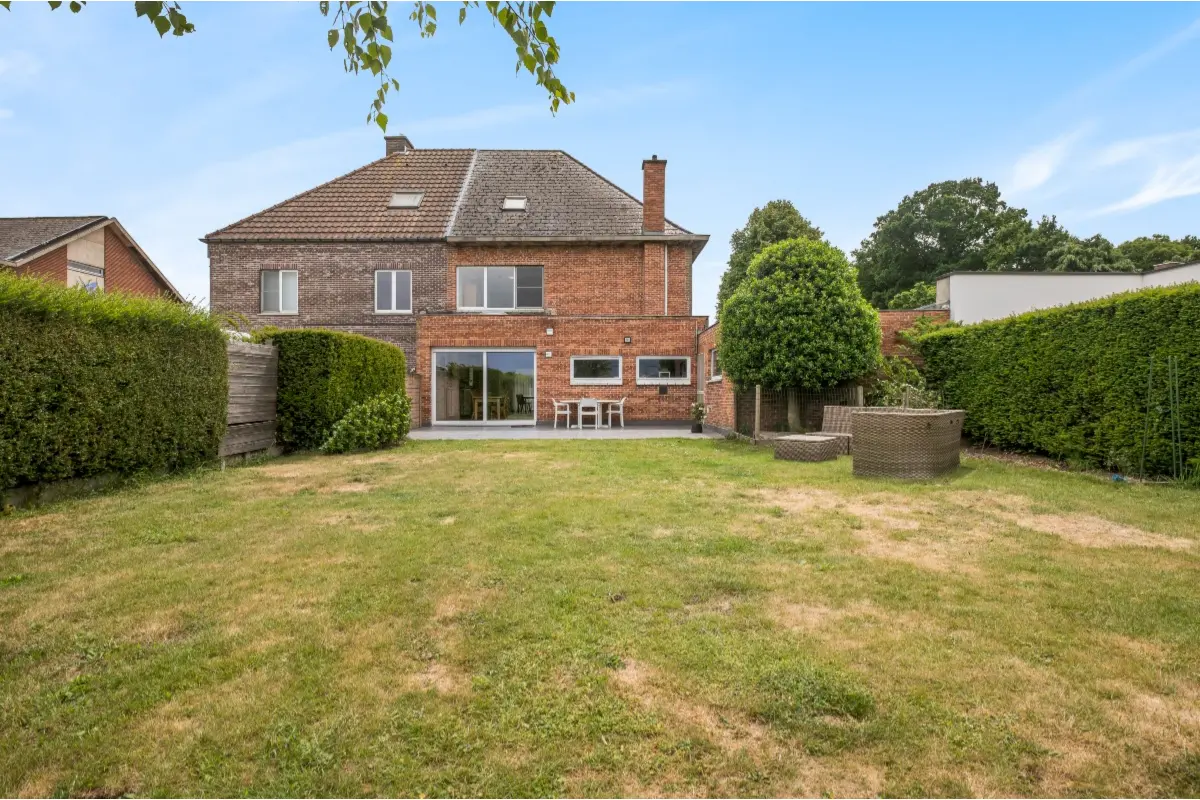 Huis te  koop in Appels 9200 469000.00€ 4 slaapkamers 249.00m² - Zoekertje 501706