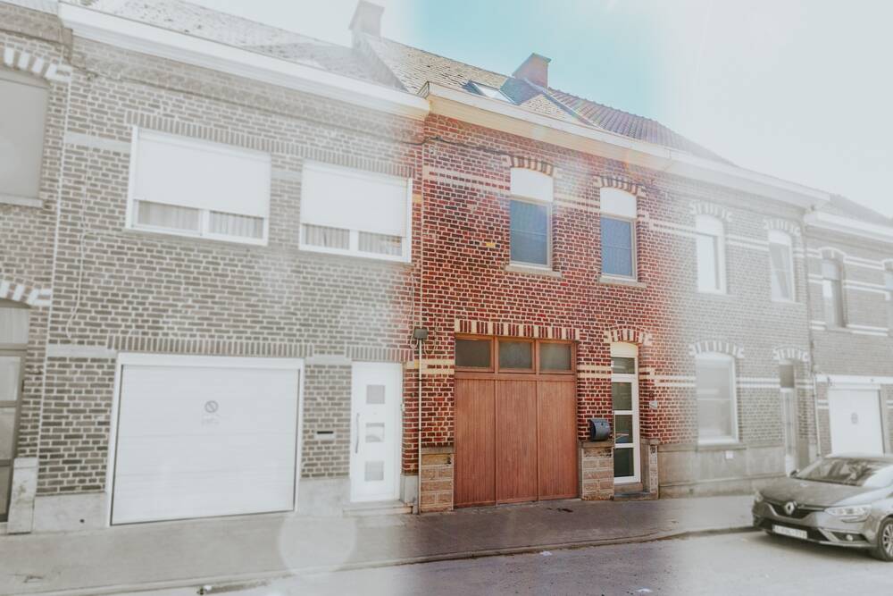 Huis te koop in Ronse 9600 269000.00€ 3 slaapkamers 188.00m² - Zoekertje 500925