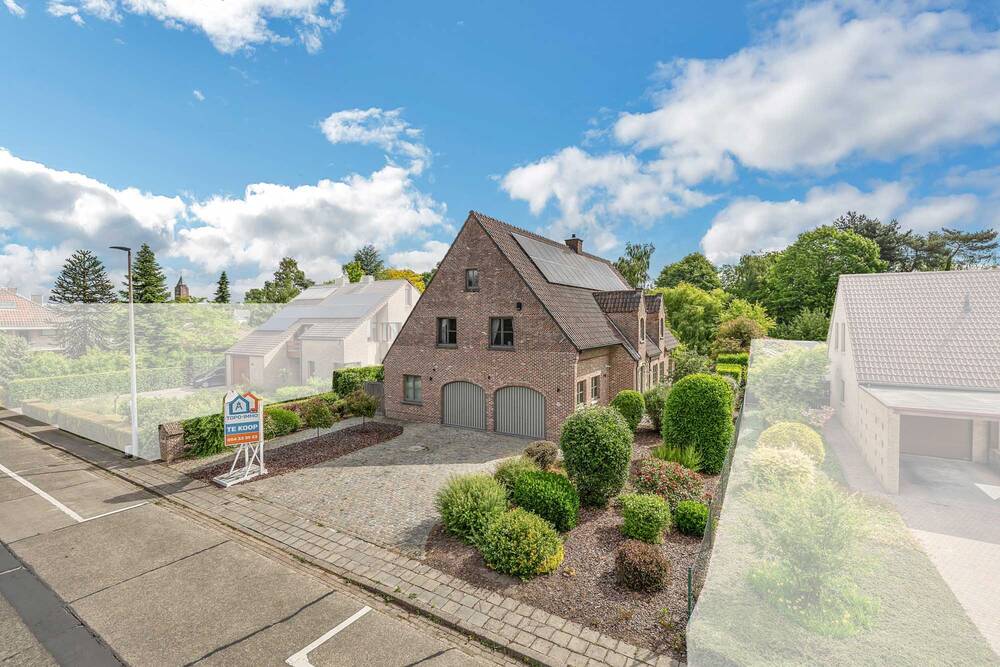 Huis te koop in Erembodegem 9320 775000.00€ 4 slaapkamers 350.00m² - Zoekertje 501914