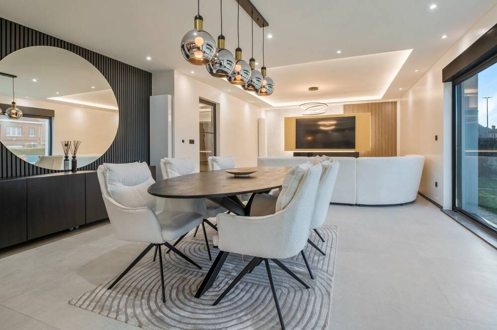 Huis te koop in Sint-Niklaas 9100 549000.00€ 3 slaapkamers 155.00m² - Zoekertje 500675
