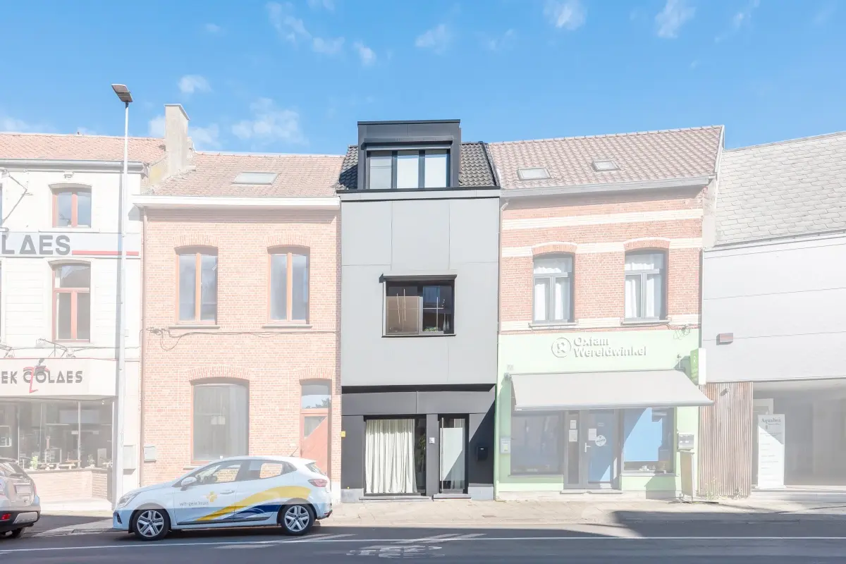 Huis te  koop in Dendermonde 9200 374000.00€ 2 slaapkamers 180.00m² - Zoekertje 500612