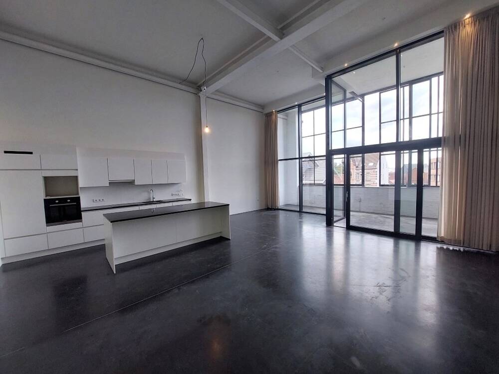 Appartement te huur in Waarschoot 9950 950.00€ 3 slaapkamers 165.00m² - Zoekertje 501404