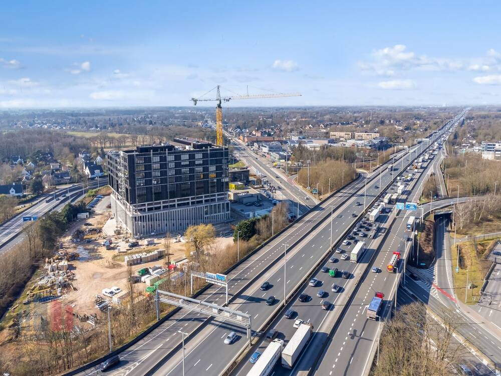 Handelszaak te huur in Sint-Denijs-Westrem 9051 52920.00€ slaapkamers 3528.00m² - Zoekertje 500840