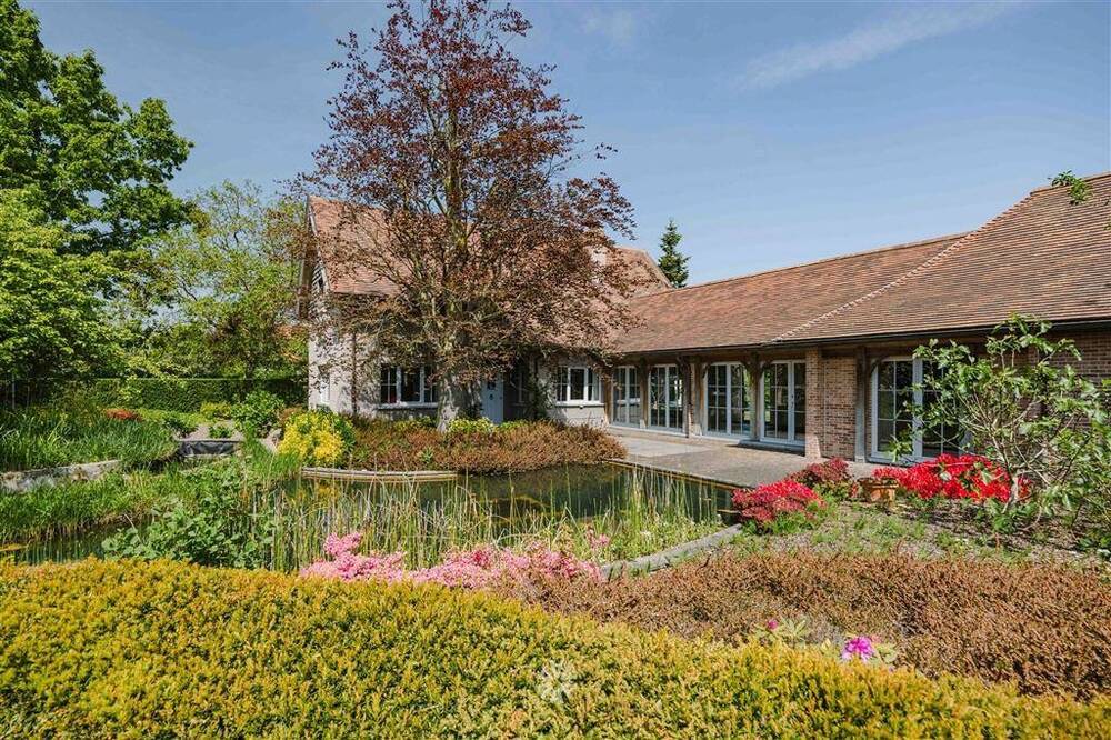 Huis te koop in Sint-Martens-Latem 9830 1175000.00€ 4 slaapkamers 266.00m² - Zoekertje 499799