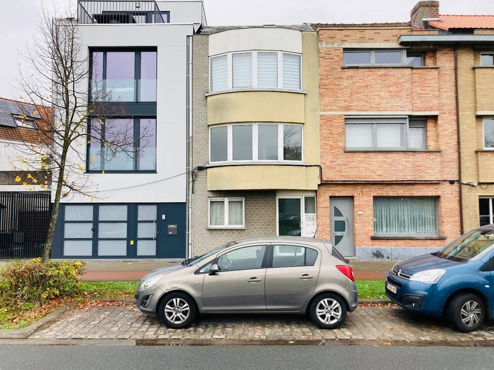 Appartement te huur in Gent 9000 700.00€ slaapkamers m² - Zoekertje 500048