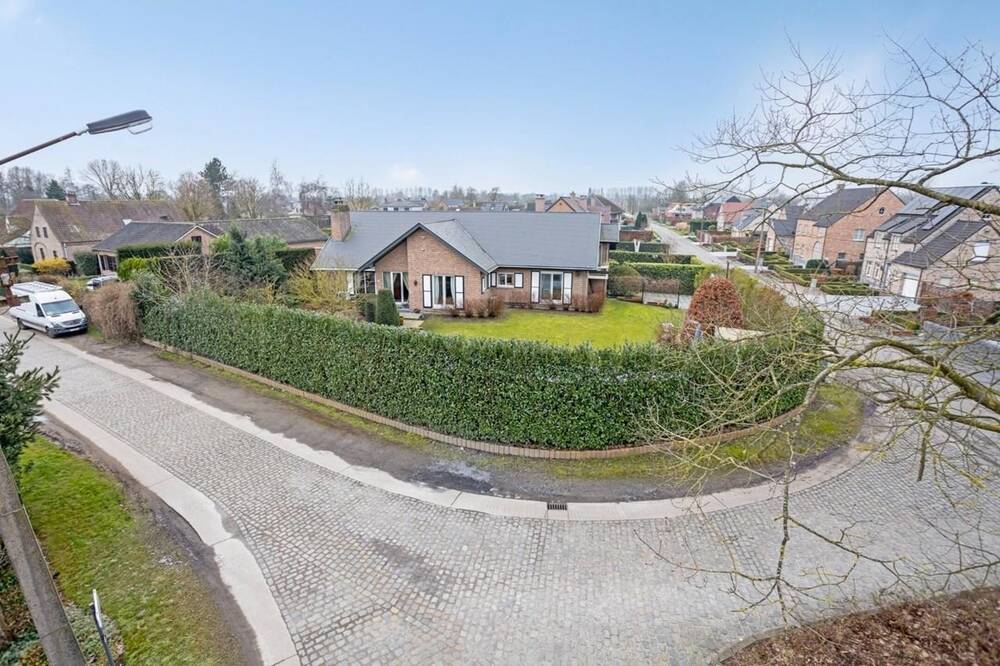 Huis te koop in Lokeren 9160 749000.00€ 5 slaapkamers m² - Zoekertje 500029