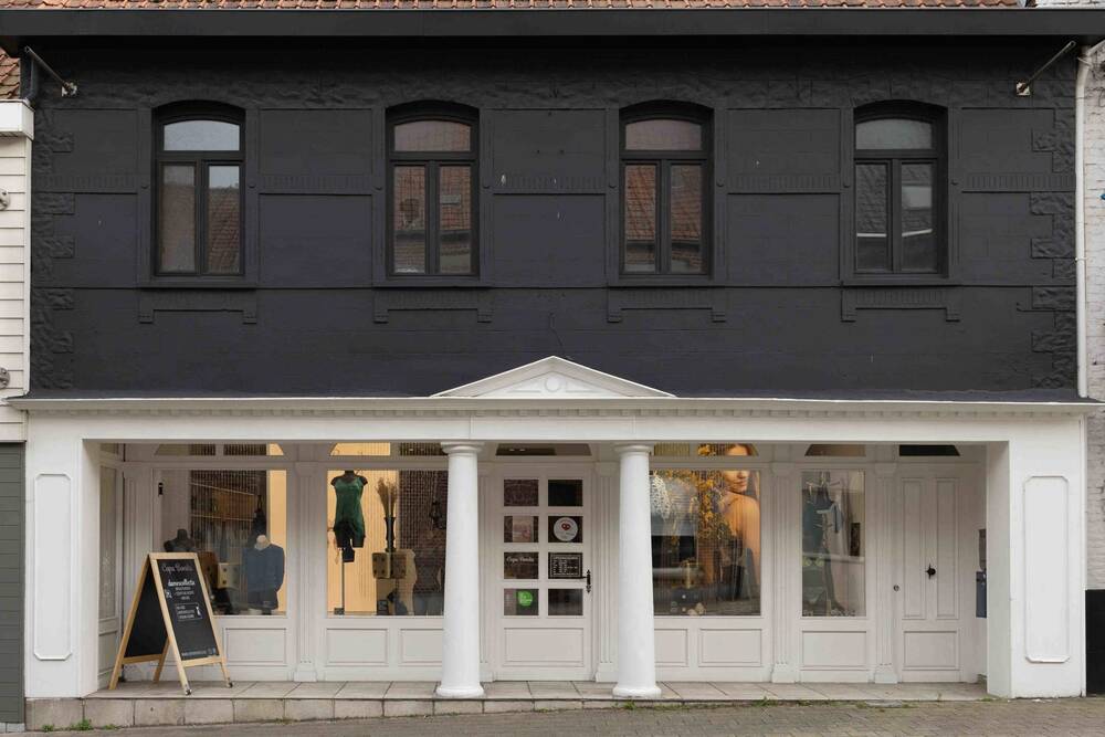 Handelszaak te in Anzegem 8570 795.00€ slaapkamers 110.00m² - Zoekertje 500505