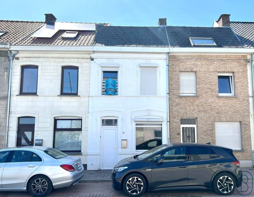 Huis te koop in Ronse 9600 115000.00€ 2 slaapkamers 115.00m² - Zoekertje 499196