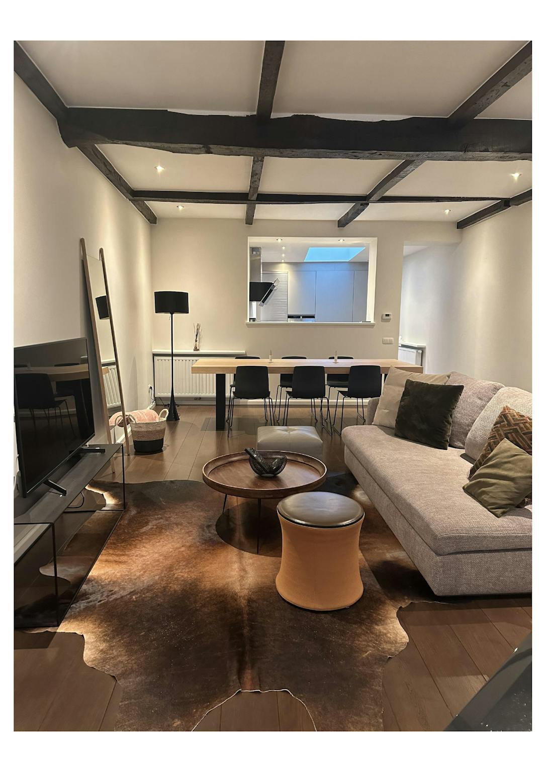 Appartement te  huur in Gent 9000 4500.00€ 3 slaapkamers 200.00m² - Zoekertje 648543