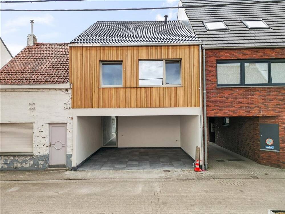 Huis te  koop in Zelzate 9060 440000.00€ 3 slaapkamers 168.00m² - Zoekertje 498314