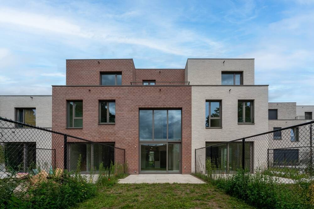 Huis te  koop in Eeklo 9900 390667.00€ 4 slaapkamers 152.00m² - Zoekertje 497526