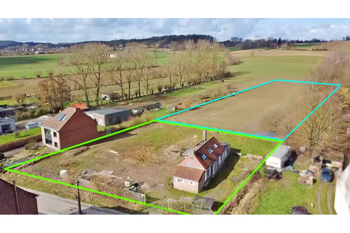 Appartementsgebouw te  koop in Ronse 9600 355000.00€ 3 slaapkamers 101.00m² - Zoekertje 497576