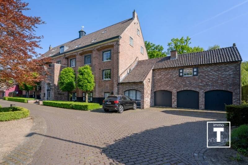 Appartement te koop in Laarne 9270 349000.00€ 4 slaapkamers 130.00m² - Zoekertje 497562