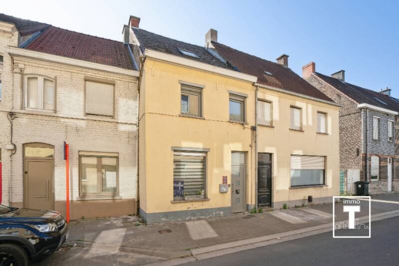 Huis te koop in Oudenaarde 9700 240000.00€ 3 slaapkamers 137.00m² - Zoekertje 497564