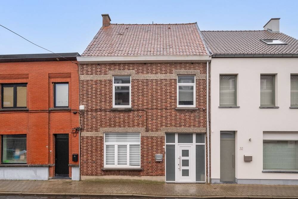 Huis te koop in Oudenaarde 9700 285000.00€ 4 slaapkamers 231.00m² - Zoekertje 497894