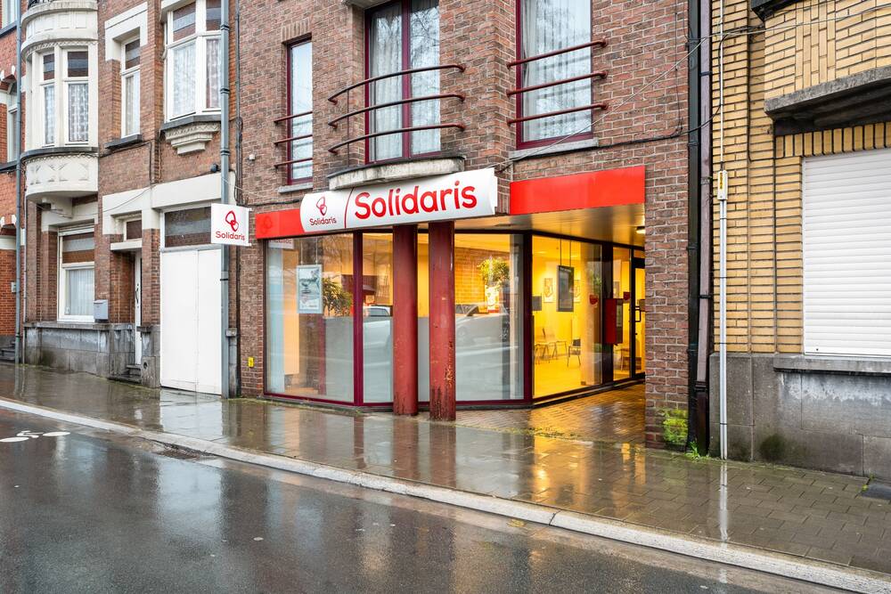 Handelszaak te koop in Aalst 9300 130000.00€ slaapkamers 135.00m² - Zoekertje 497015