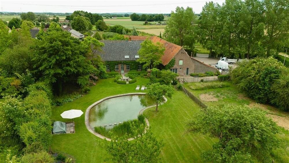Huis te in Zwevegem 8550 1079000.00€ 5 slaapkamers 237.00m² - Zoekertje 497146
