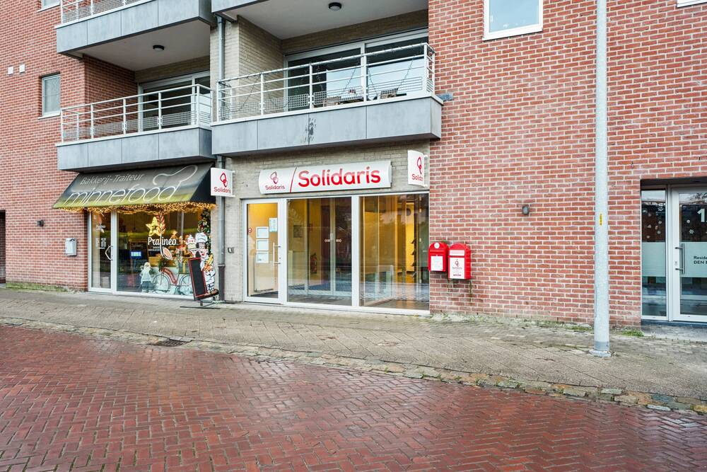 Handelszaak te koop in Buggenhout 9255 180000.00€ slaapkamers 127.00m² - Zoekertje 497016