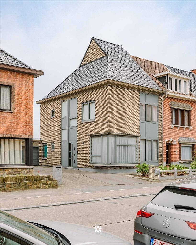 Huis te koop in Sint-Niklaas 9100 415000.00€ 4 slaapkamers 168.00m² - Zoekertje 497134