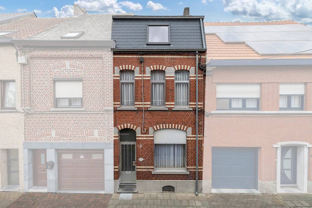 Huis te koop in Ninove 9400 220000.00€ 4 slaapkamers 130.00m² - Zoekertje 495044