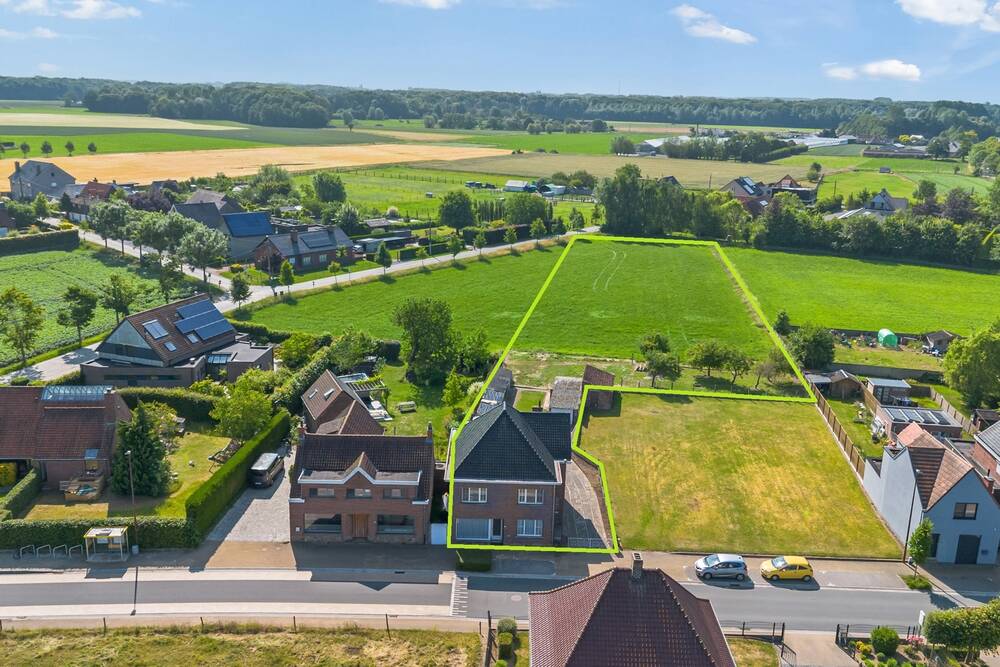 Huis te koop in Merelbeke 9820 425000.00€ 4 slaapkamers 245.00m² - Zoekertje 495374