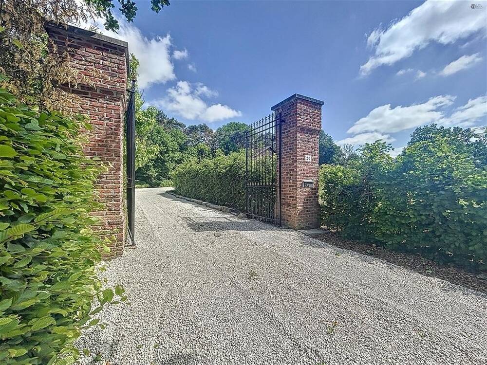 Huis te koop in Sint-Pauwels 9170 620000.00€ 4 slaapkamers 302.00m² - Zoekertje 495034